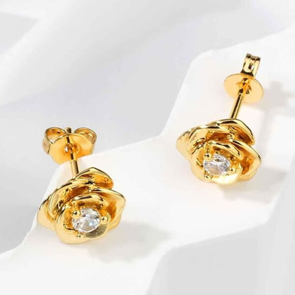 Brinco Flor folheado a ouro 18k - Imagem 4