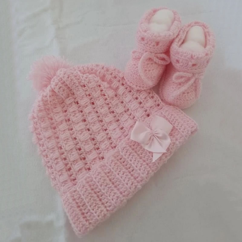 Touca e Sapatinho Rosa